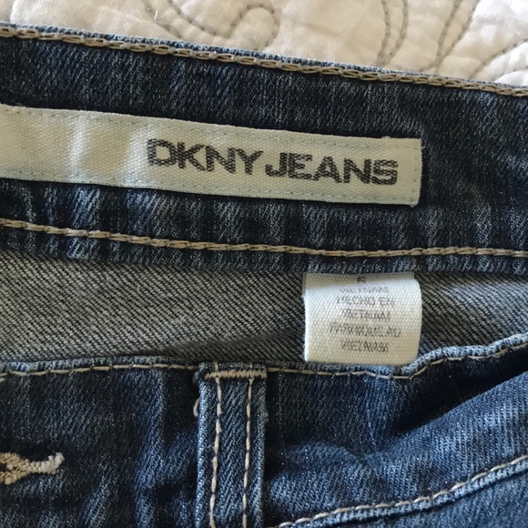 Jeans - Picture 4 of 5